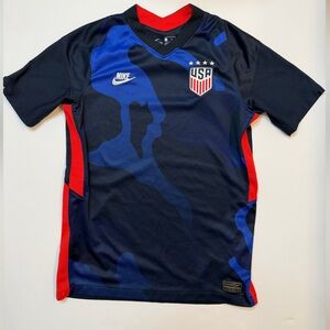Nike Kids USA Soccer Jersey authentic. Size large